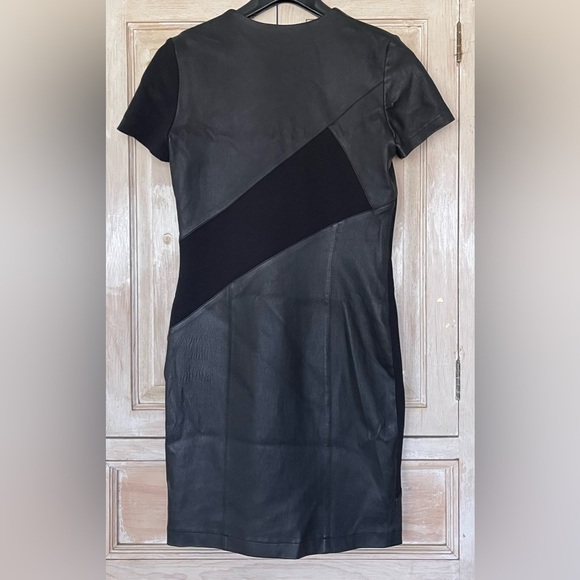 Authentic Emilio Pucci Black Geometric Lambskin Panel Dress Size 10 - Picture 7 of 8